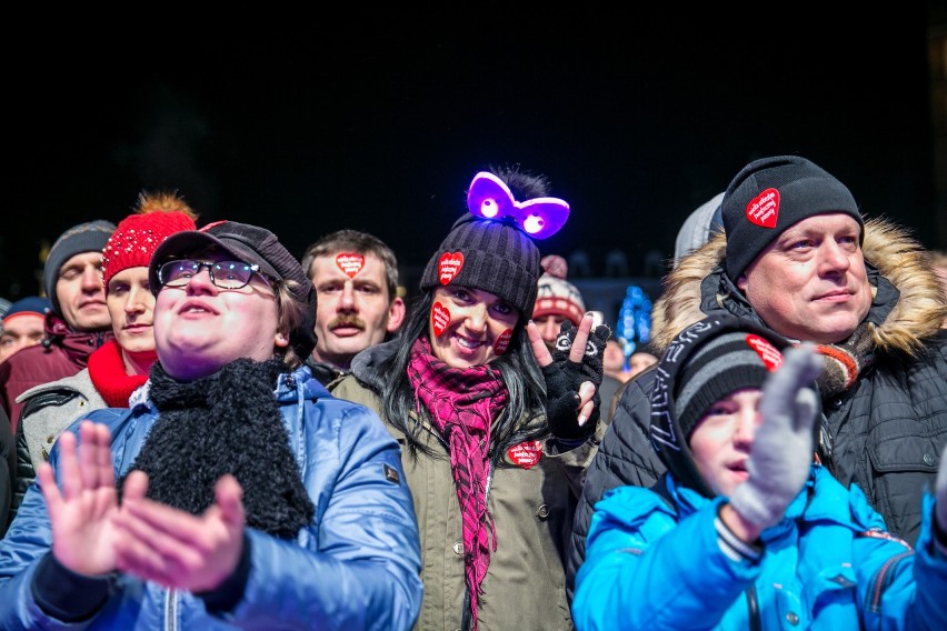 WOŚP 2018. Kraków wysłał światełko do nieba. Na rynku...