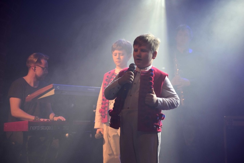 "Wiara czyni cuda" w Malborku. Koncert charytatywny Balbin i gości na rzecz 14-letniego Szymka [ZDJĘCIA]