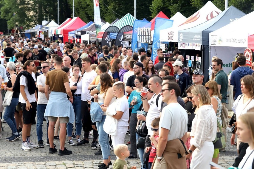7. Lotny Festiwal Piwa we Wrocławiu przyciągnął tłumy.