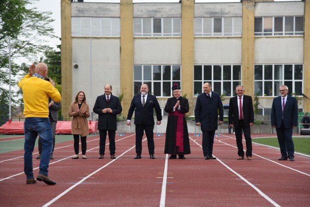 W końcu jest! Zmodernizowany Stadion Miejski w Jarosławiu od piątku będzie służył sportowcom