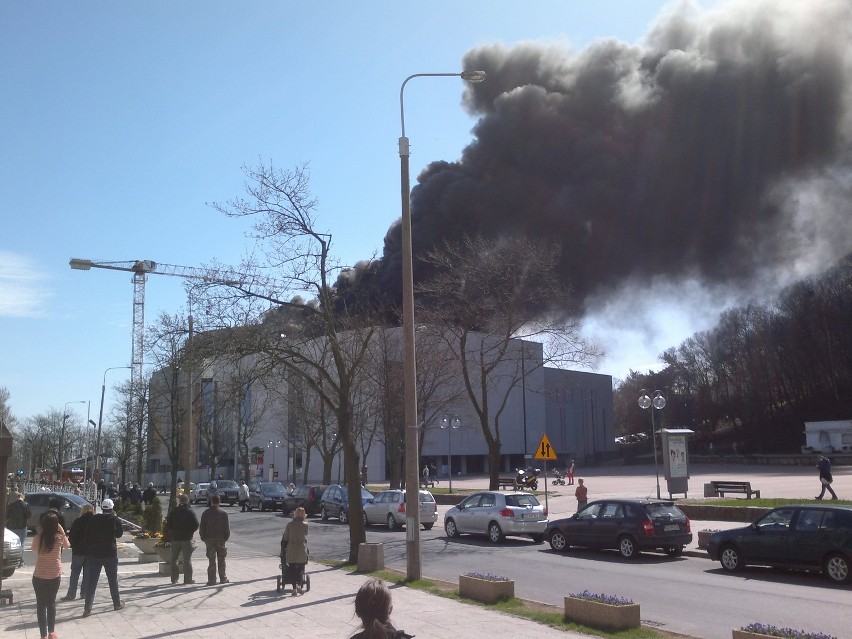 Pożar w Teatrze Muzycznym w Gdyni ugaszony ZDJĘCIA, WIDEO