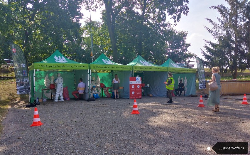 Mobilny punkt pobrań wymazu na koronawirusa w Kole