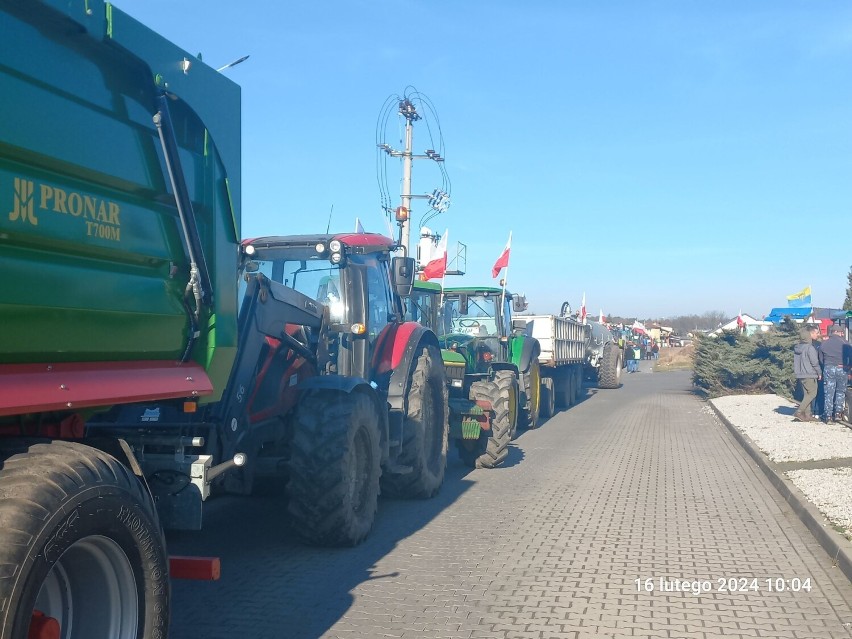 Rolnicy z powiatu lublinieckiego znów wyjechali na drogi....