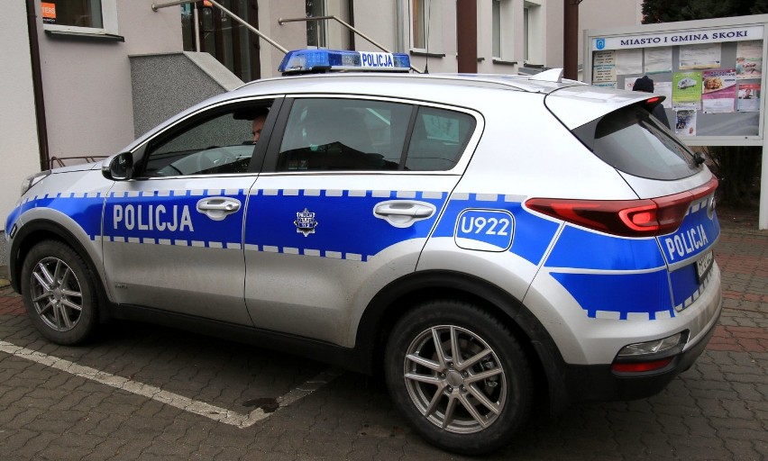Policjanci ze Skoków mają nowoczesny radiowóz 