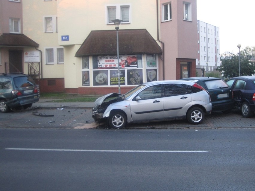 Przed godzina 5 rano doszło do kolizji w Ustce. Młody...