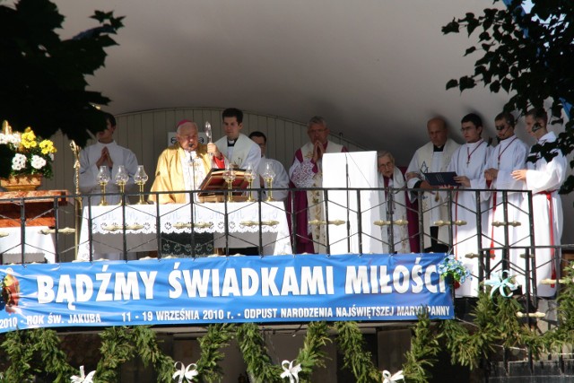 Biskup pelpliński Jan Bernard Szlaga odprawił uroczystą mszę świętą