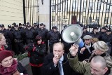 Kupcy protestują w Nadarzynie. Interweniuje policja