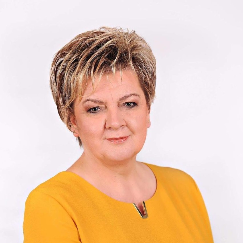 Wacława Bąk - przez lata wychowawczyni wielu pokoleń tomaszowian, następnie dyrektorka SP nr 12,  a dziś przewodnicząca rady powiatu oraz prezeska TTBS