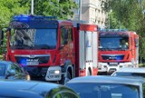 Wozy strażackie przed wieżowcem w Kielcach. Co się stało? Zobacz zdjęcia