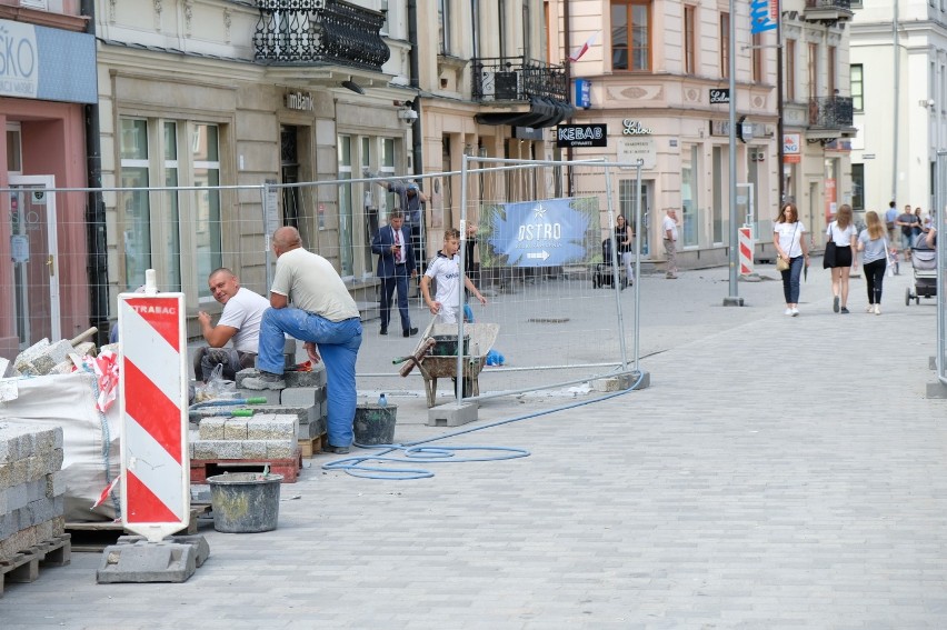 Postępy remontu Krakowskiego Przedmieścia