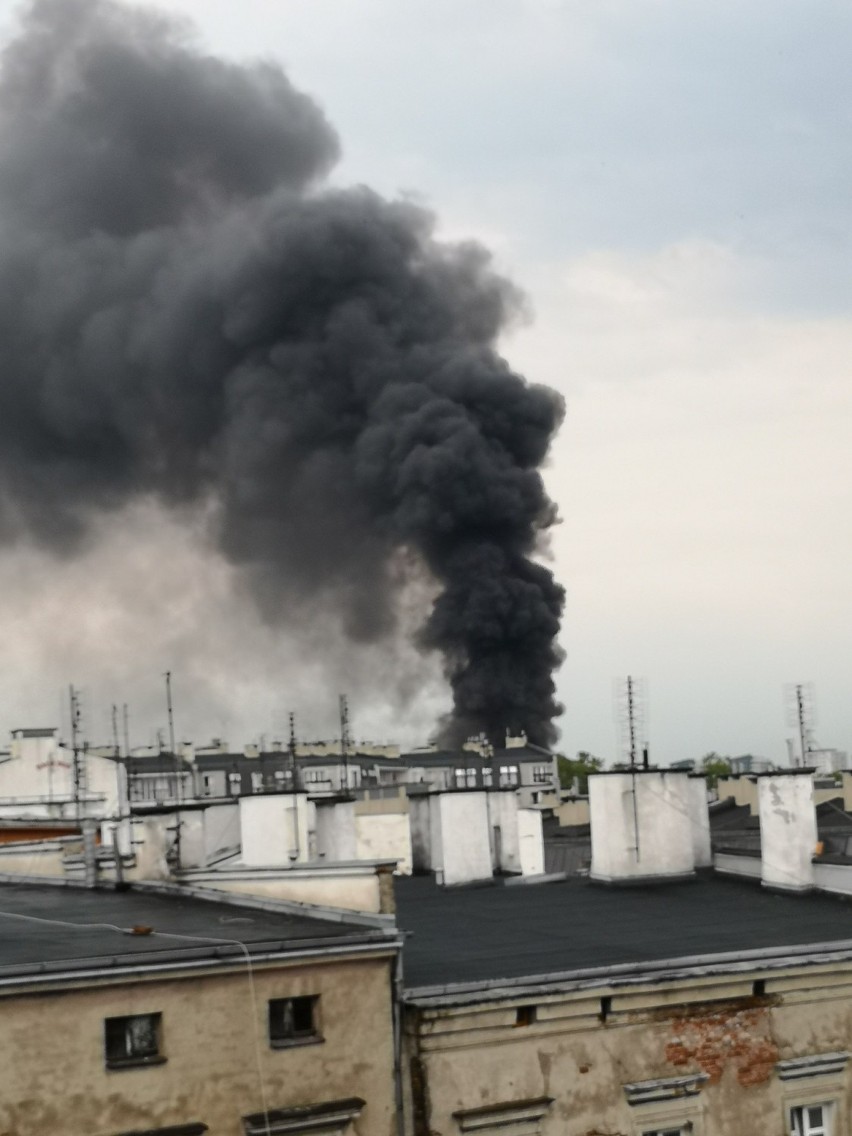 Wrocław. Groźnie wyglądający pożar w centrum miasta. Zobacz zdjęcia i film