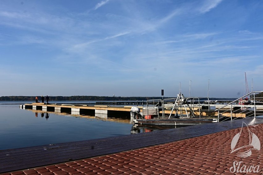 Na Jeziorze Sławskim przy nowej plaży będzie nowy pomost