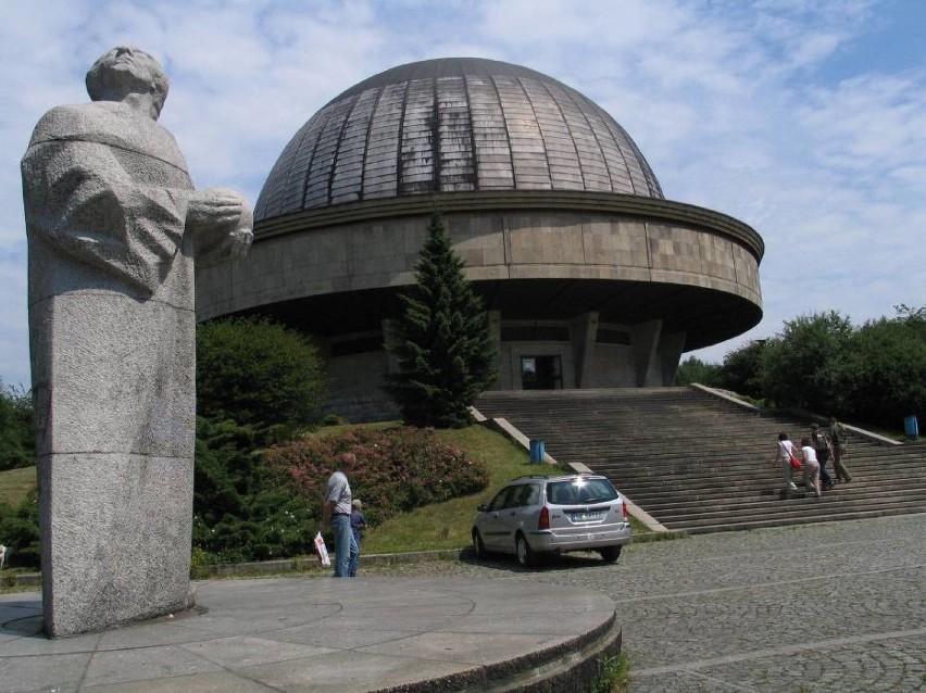 Planetarium Śląskie. Zostało otwarte 4 grudnia 1955 roku