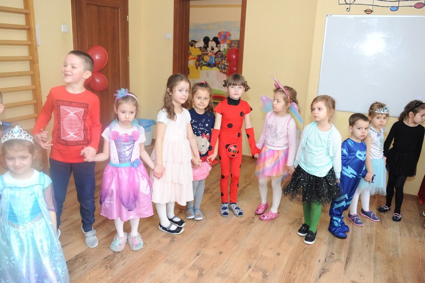 Walentynkowy balik w przedszkolu Kolory Świat w Lesznie