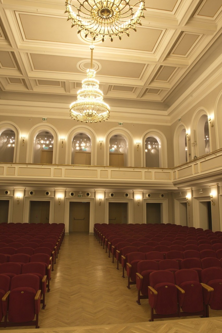 Filharmonicy śląscy wracają do odnowionej siedziby przy ul....