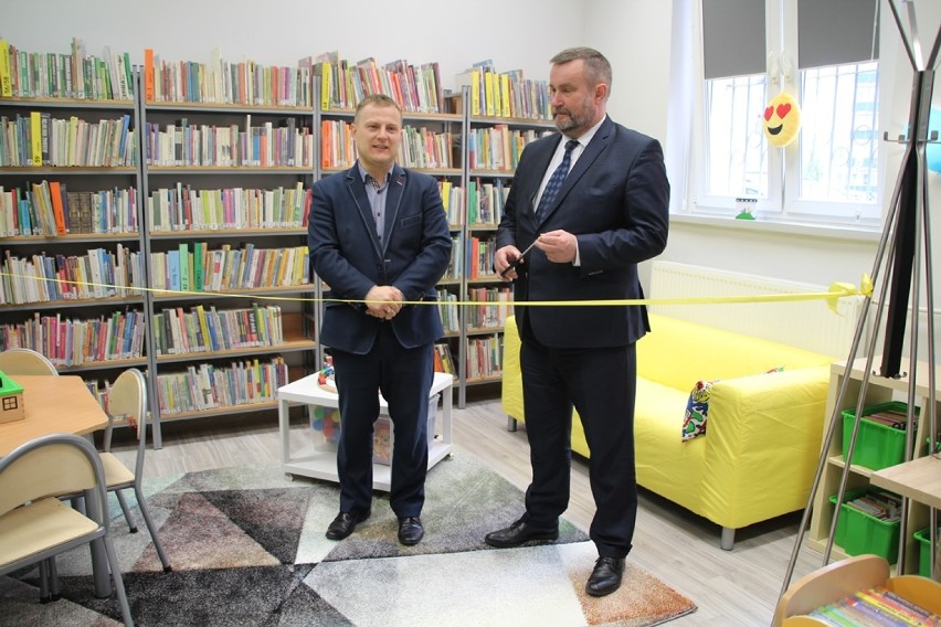 Tczew: Biblioteka przy ul. Wyzwolenia zyskała nowe oblicze [ZDJĘCIA]