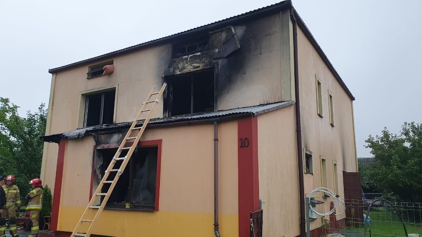 Pożar wybuchł w domu stojącym w Majdanie Górnym 24 sierpnia