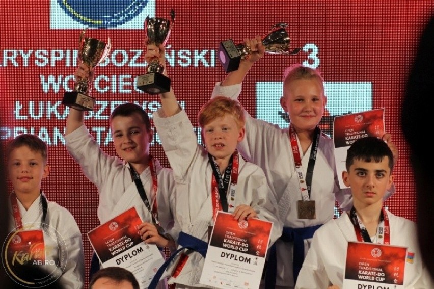 Karatecy ABiRO Zielona Góra zdobyli 27 medali na zawodach...