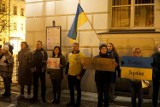 Kalisz solidarny z Ukrainą. Wiec wsparcia na Głównym Rynku. ZDJĘCIA