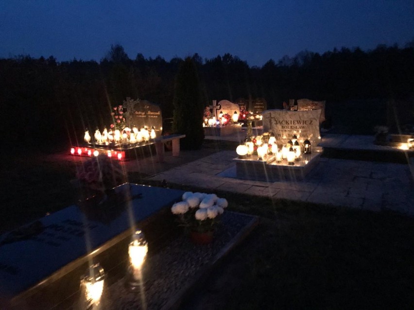 Cmentarz Komunalny w Obornikach wieczorową porą
