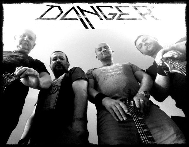 Fotografie z prywatnych zbiorów Andrzeja Stankiewicza oraz kapeli Danger wykonane przez przyjaciela zespołu Sebastiana Lewczuka.