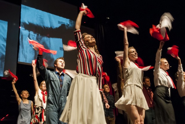 Musical "1980-Ty" osnuty jest wokół autentycznych wydarzeń polskiego Sierpnia '80.