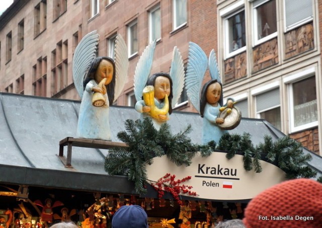 &quot;N&uuml;rnberger Christkindlesmarkt&quot;. Norymberga prowadzi świąteczny jarmark dla miast partnerskich, między innymi jest stoisko z Krakowa. Fot.Isabella Degen