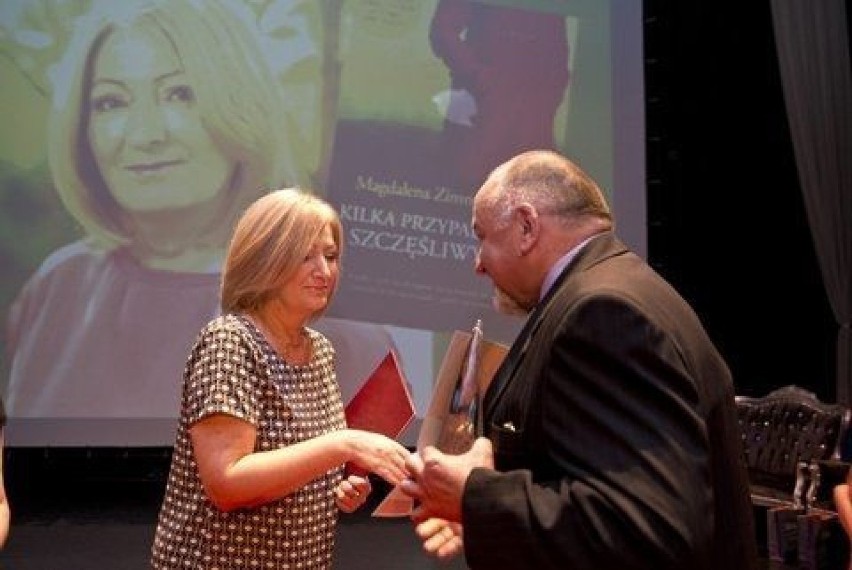 Nagrodę Pazura zdobyła Magdalena Zimny-Louis za powieść...
