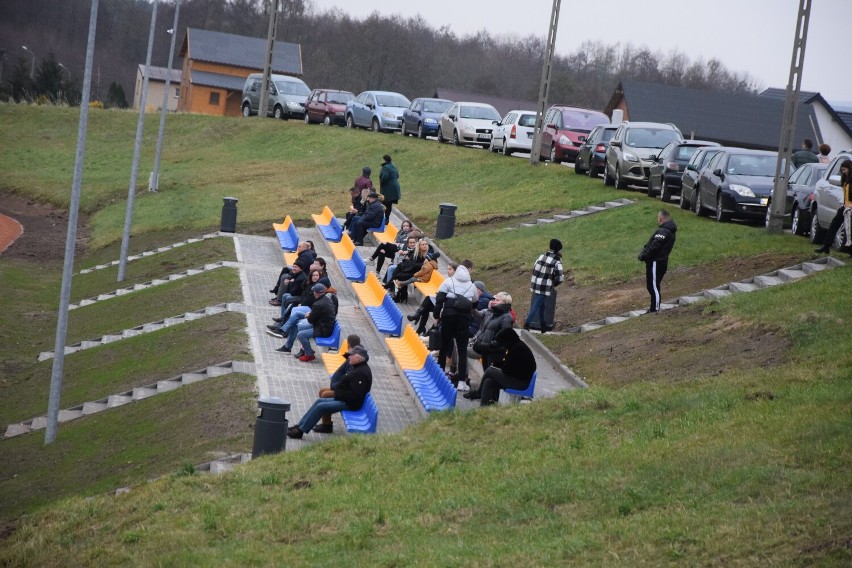 Uroczyste otwarcie stadionu sportowego w Pątnowie ZDJĘCIA
