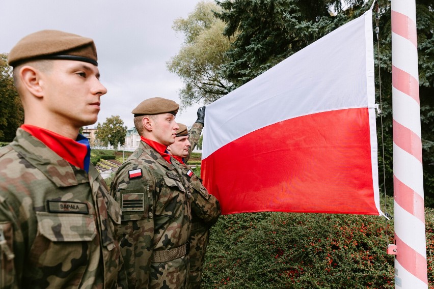 Obchody 83. rocznicy powstania Polskiego Państwa Podziemnego i Święto Wojsk Obrony Terytorialnej [ZDJĘCIA]