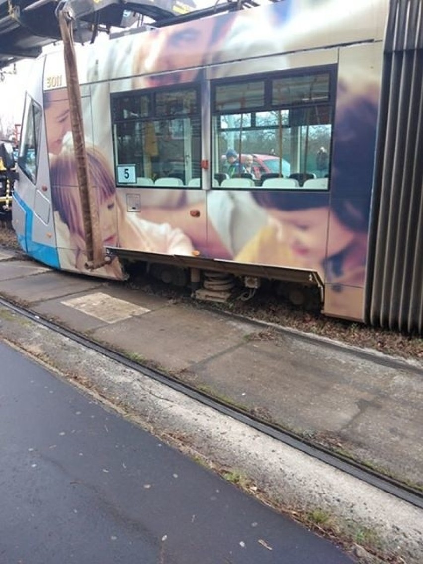 Wykoleił się tramwaj na Księżu Małym. Nie jeździ 3 i 5