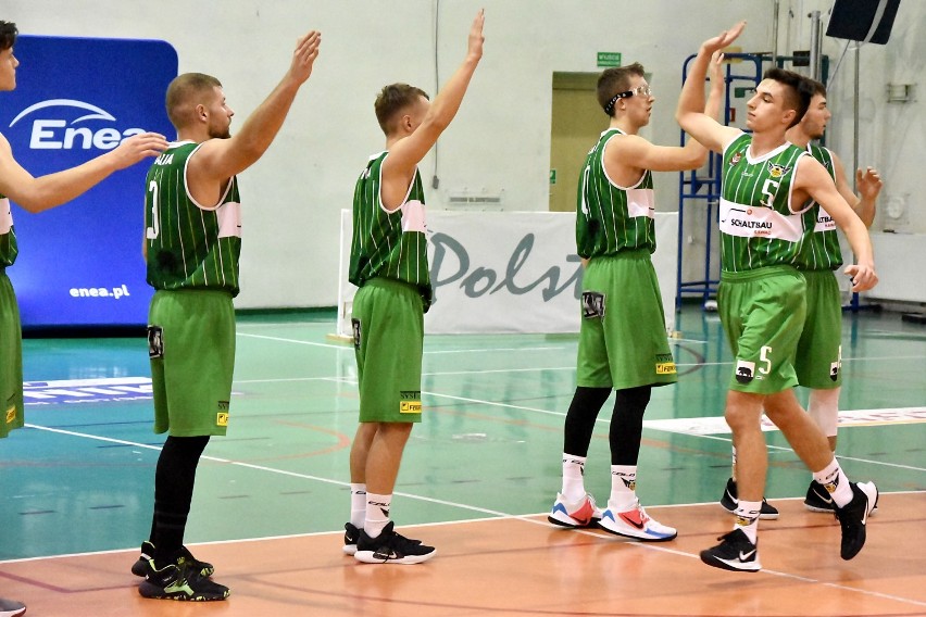 Koszykówka. Niepokonany w III lidze Enea Basket Piła wygrał z Rawią Rawicz. Zobaczcie zdjęcia