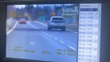 Policjanci z opolskiej drogówki zatrzymali 47-latka, który pędził obwodnicą piastowską blisko 180 km/h, przy ograniczeniu do 60 km/h