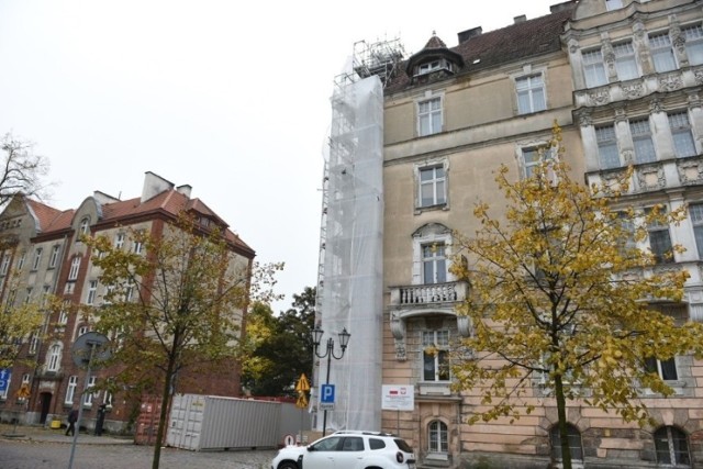 Do dramatu doszło w jednej z kamienic przy ulicy Warszawskiej w Toruniu.
