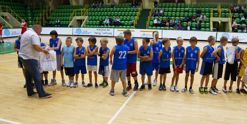 Turniej Koszykówki o Puchar Prezydenta Inowrocławia. Młodzicy na parkiecie