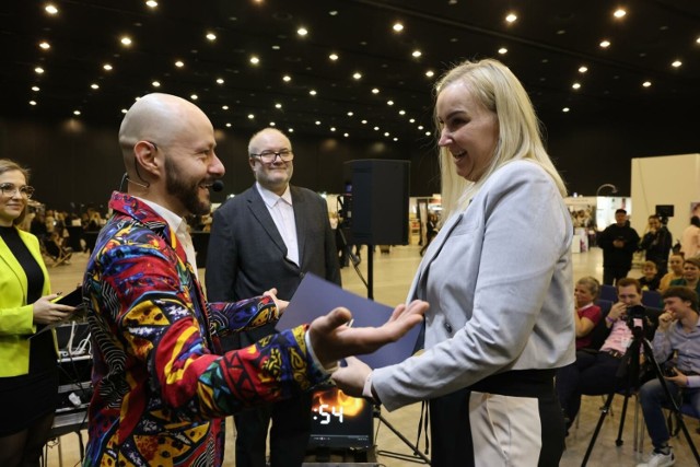 W niedzielę, 26 listopada 2023r. w MCK w Katowicach, podczas targów Hair&Beauty Festival odbyła się gala wręczenia nagród w regionalnym plebiscycie Mistrzowie Urody 2023.