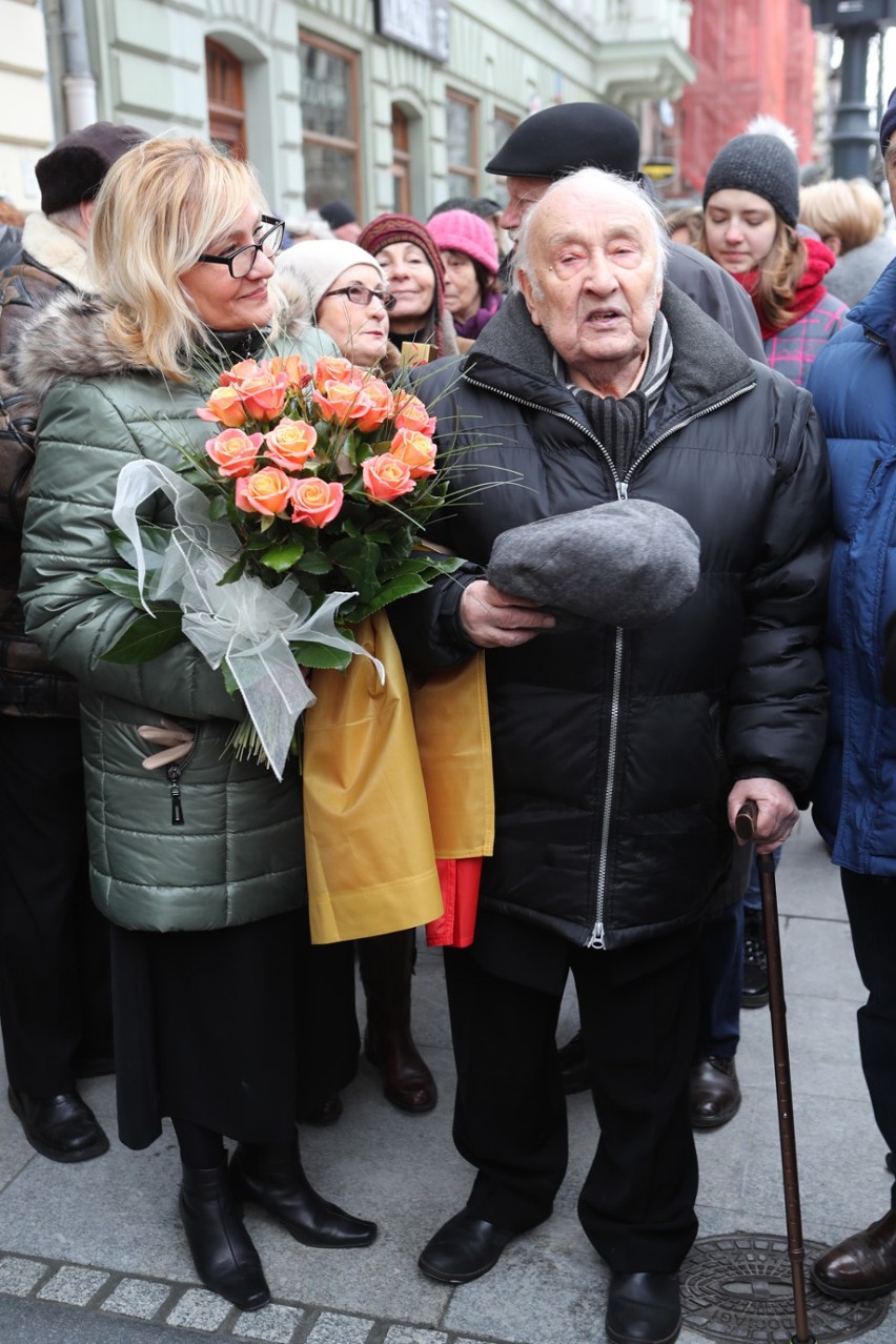 Kolejna gwiazda na Łódzkiej Alei Gwiazd. Zdzisław Szostak uhonorowany [ZDJĘCIA]