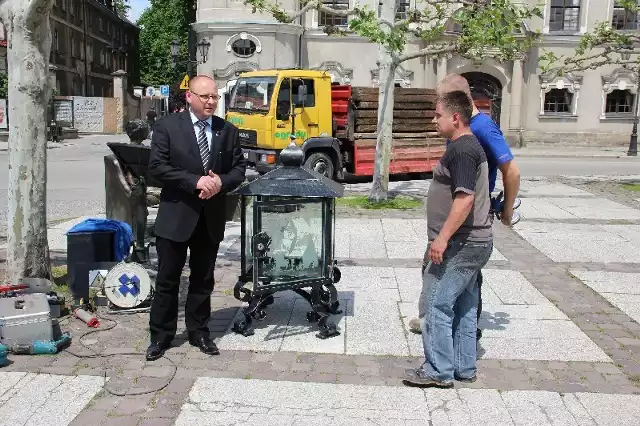 Datki ze skarbonki na rynku zostaną przekazane na remont kościoła w Ćwiklicach