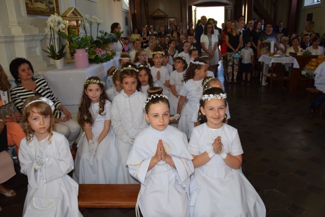 To już ostatni weekend maja, w który odbywały się komunie 2017 w Skierniewicach. W niedzielę, 28 maja, do Pierwszej Komunii Świętej przystąpiły dzieci w kościele św. Stanisława.