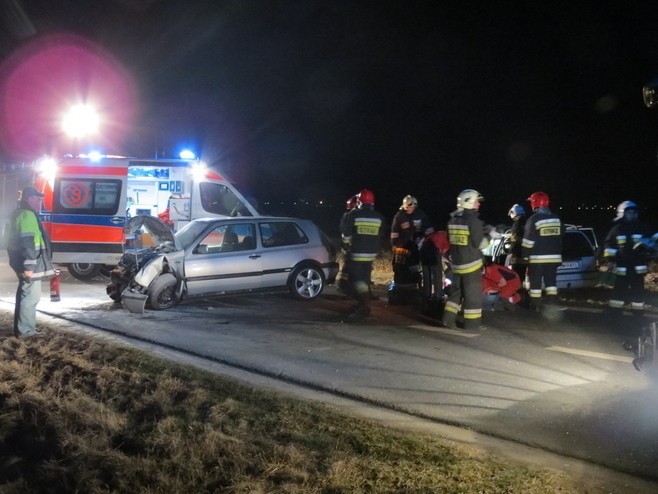 Poważny wypadek niedaleko Sobótki (ZDJĘCIA)