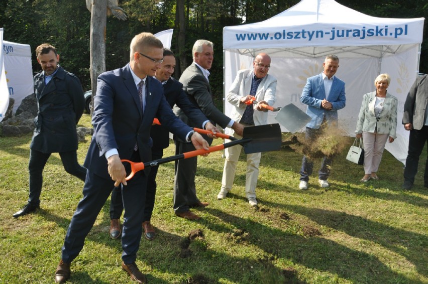 Rozpoczęła się budowa drogi rowerowej w Olsztynie Poprowadzi do Częstochowy ZDJĘCIA