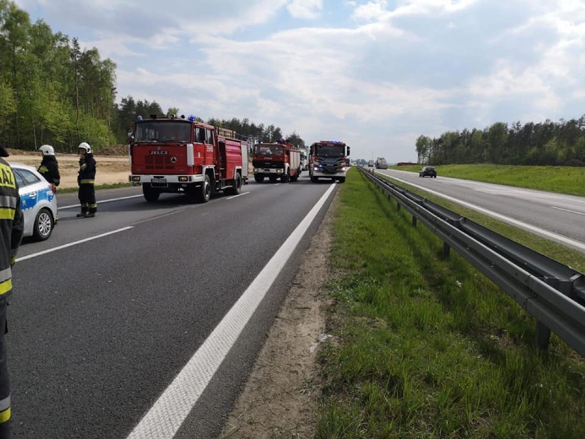 Wypadek na DK 1 między Wikłowem i Kruszyną 8.05.2019.