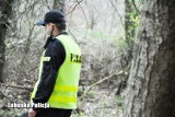 NOWA SÓL. Policjanci odnaleźli na działkach koło Odry zaginionego 80-letniego mężczyznę 