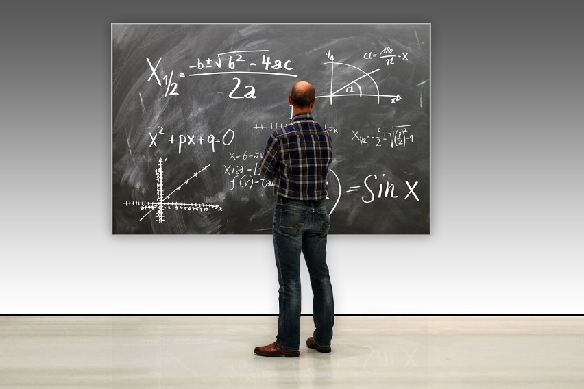 Nauczyciel matematyki w małej szkole w Bukowinie...