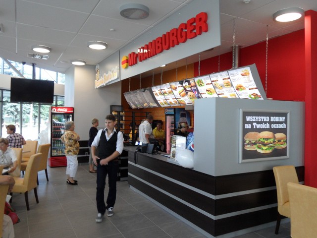 Restauracja Mr Hamburger na dworcu MZKP w Tarnowskich Górach