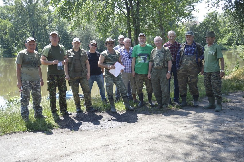 Głogów: Zawody wędkarskie Koła PZW „Famaba" w Zatoce Kolegiackiej. ZDJĘCIA