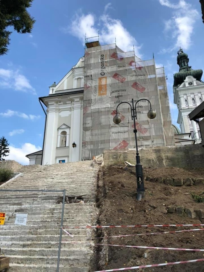 Tuchów. Wzgórze sanktuaryjne to obecnie wielki plac budowy [ZDJĘCIA]