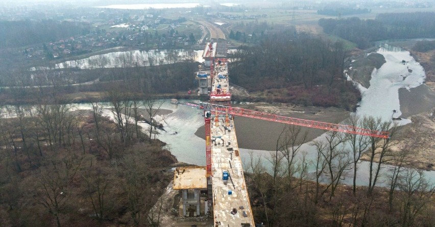 Most nad Sołą wraz z estakadami będzie miał długość ponad...