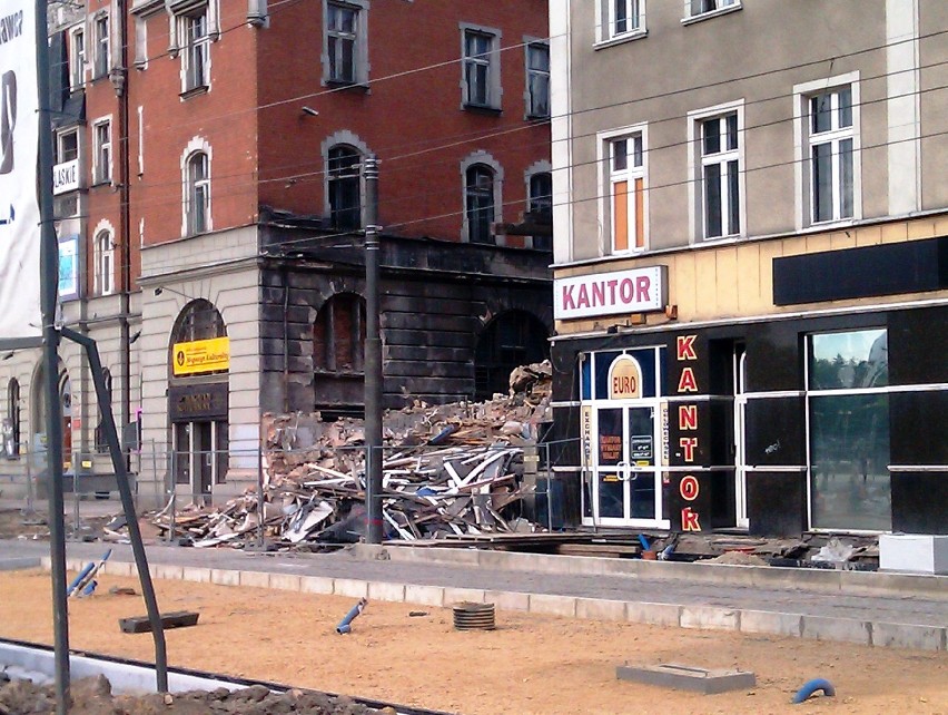 Przebudowa centrum Katowic: wyburzanie budowli rozpoczęło...