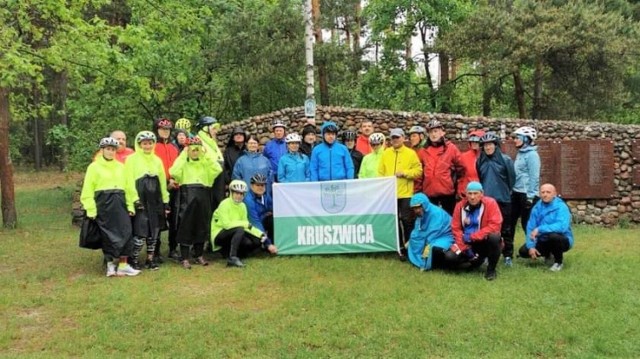 33 rowerzystów wzięło udział w kilkudniowym rajdzie po ziemi łódzkiej. Imprezę zorganizował Klub Turystyki Rowerowej "Goplanie" w Kruszwicy